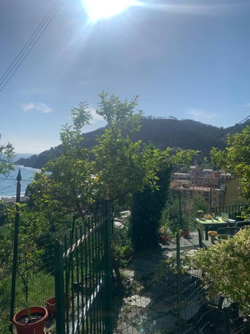 Cozy Beach House With Nice Garden, Basic Feel Appartement Bonassola Buitenkant foto
